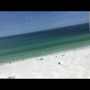 Meet your Posher, Janecia